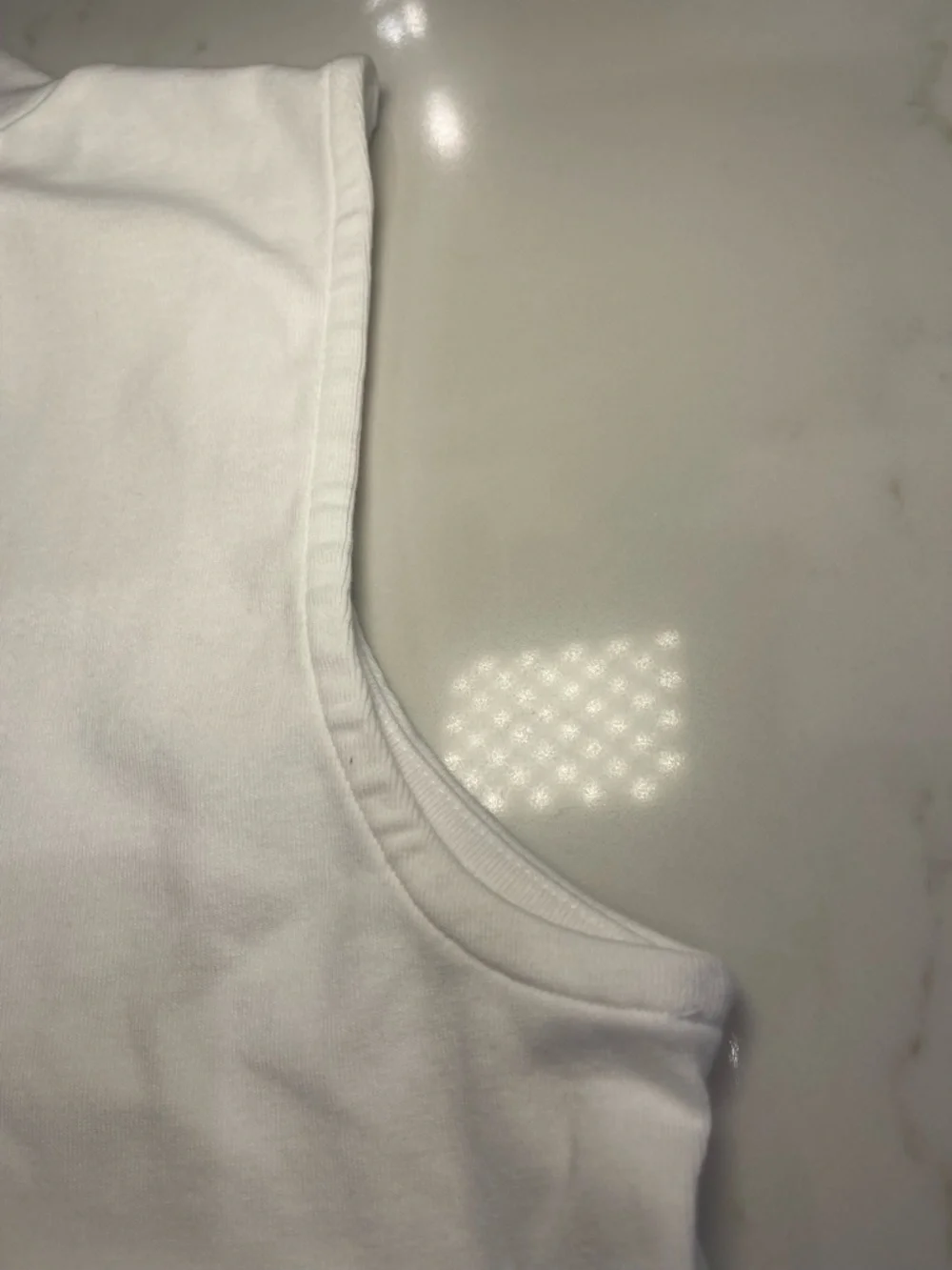 NWOT GAP Sleeveless Mock Neck Tank Top - White - Picture 9 of 12